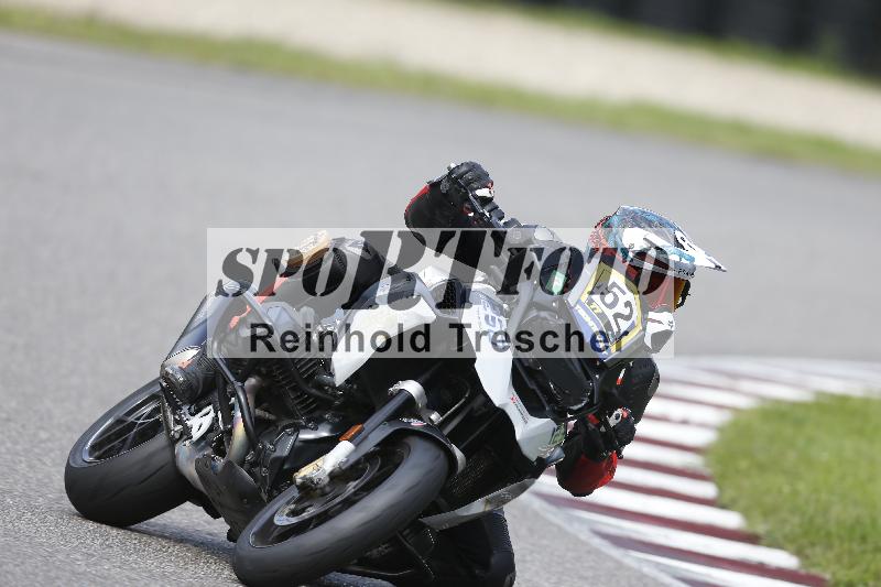 /53 16.09.2025 Track Day Domi Aegerter ADR/Gruppe gruen/52